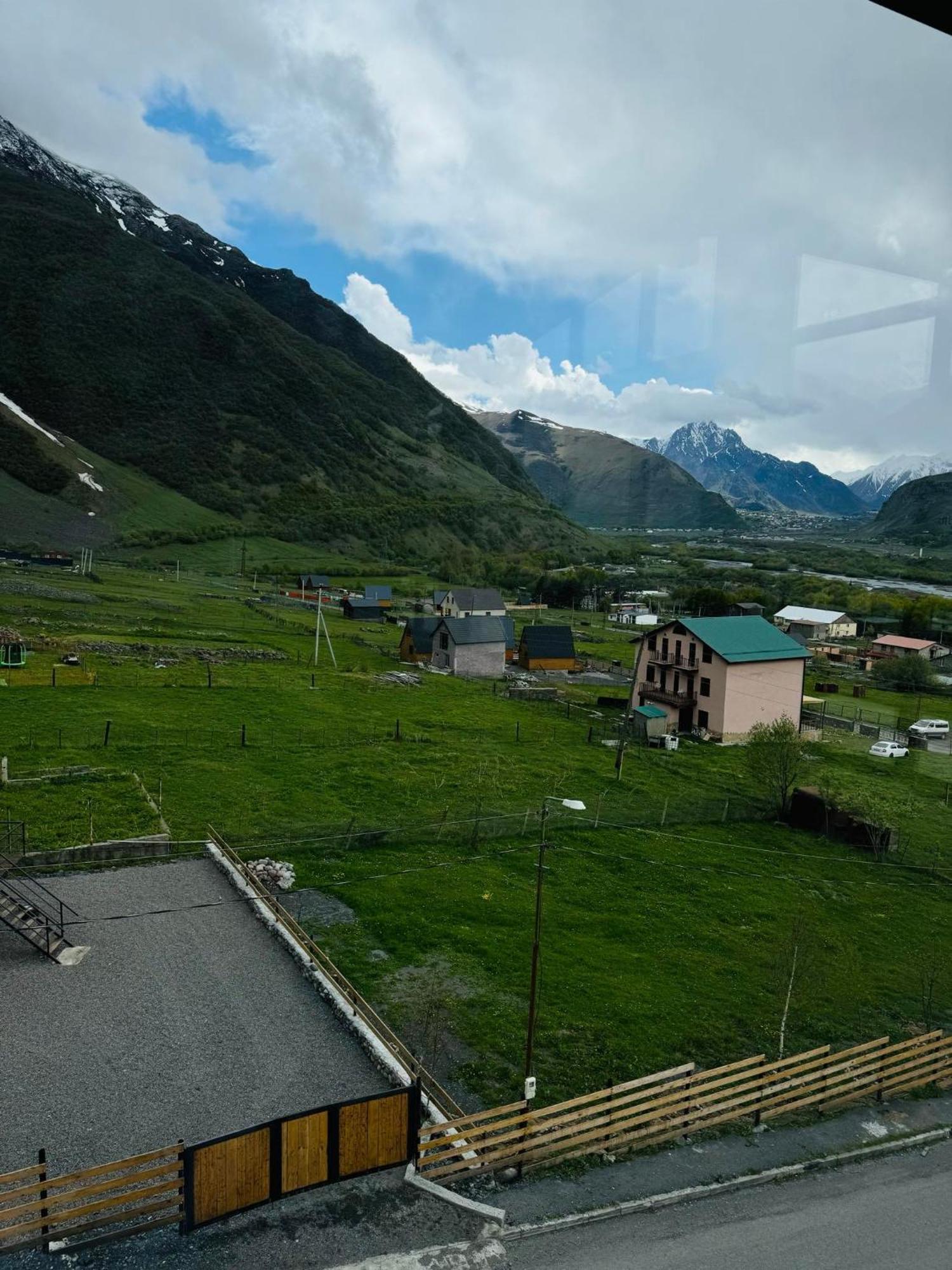 Hotel Chalet Kazbegi Exteriér fotografie